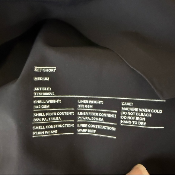 Ten Thousand Set Short - Picture 5 of 5